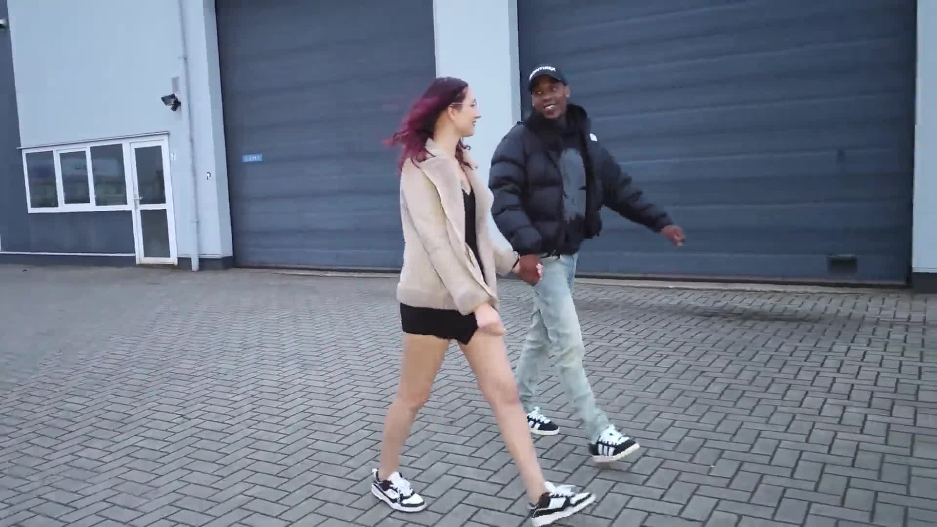 Danique & Nathalie - Danique en Nathalie's 100.000 Knaller - ePornhubs