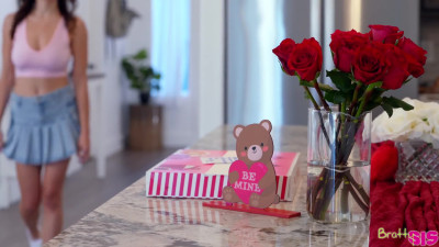 Rissa May - Donuts And Cupids Arrow - S35E7
