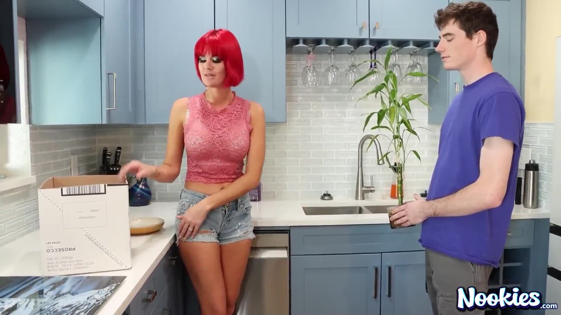 Samantha Sinz - The Housewarming Gift Samantha Sinz - ePornhubs