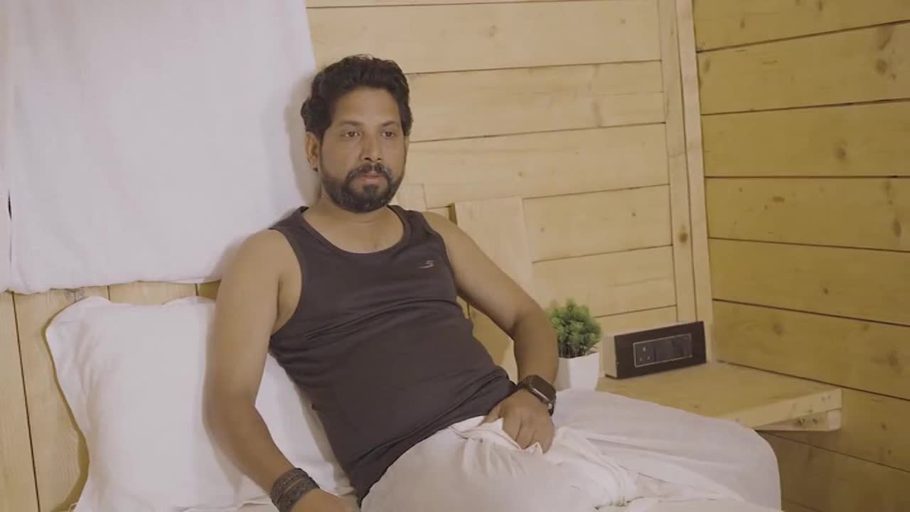 House Wife Rozi Uncut (2025) Hindi Hot Short Film - ePornhubs