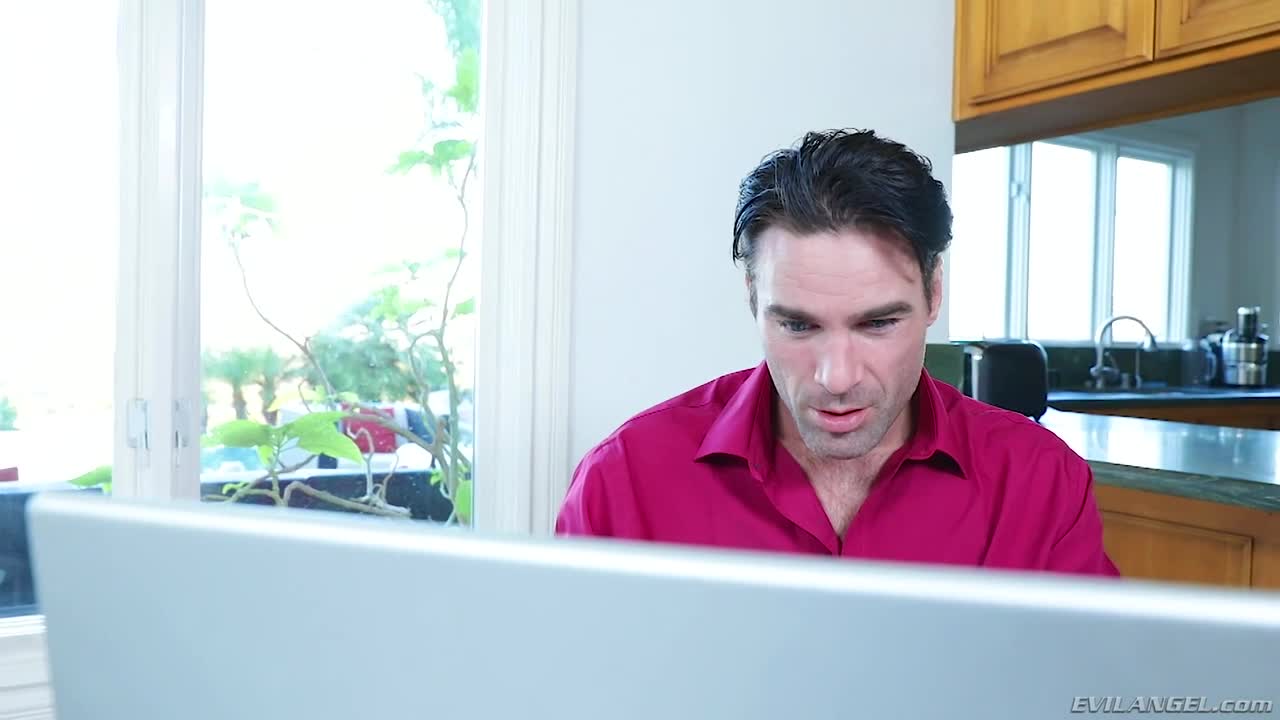 Jojo Kiss - Please don't tell my dad - ePornhubs