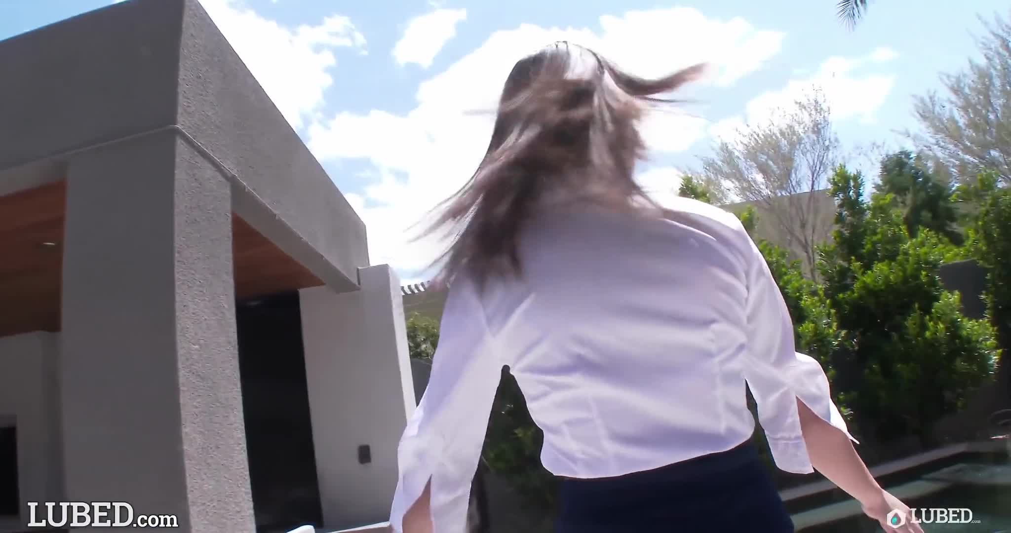 Leah Gotti Wet Brunette - ePornhubs