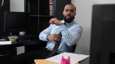 Amari Anne - When the office is empty Amari Anne loves to get wild with her co-worker