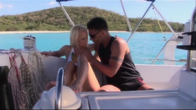 Sexy Model Gives A Sensual BJ On The Boat