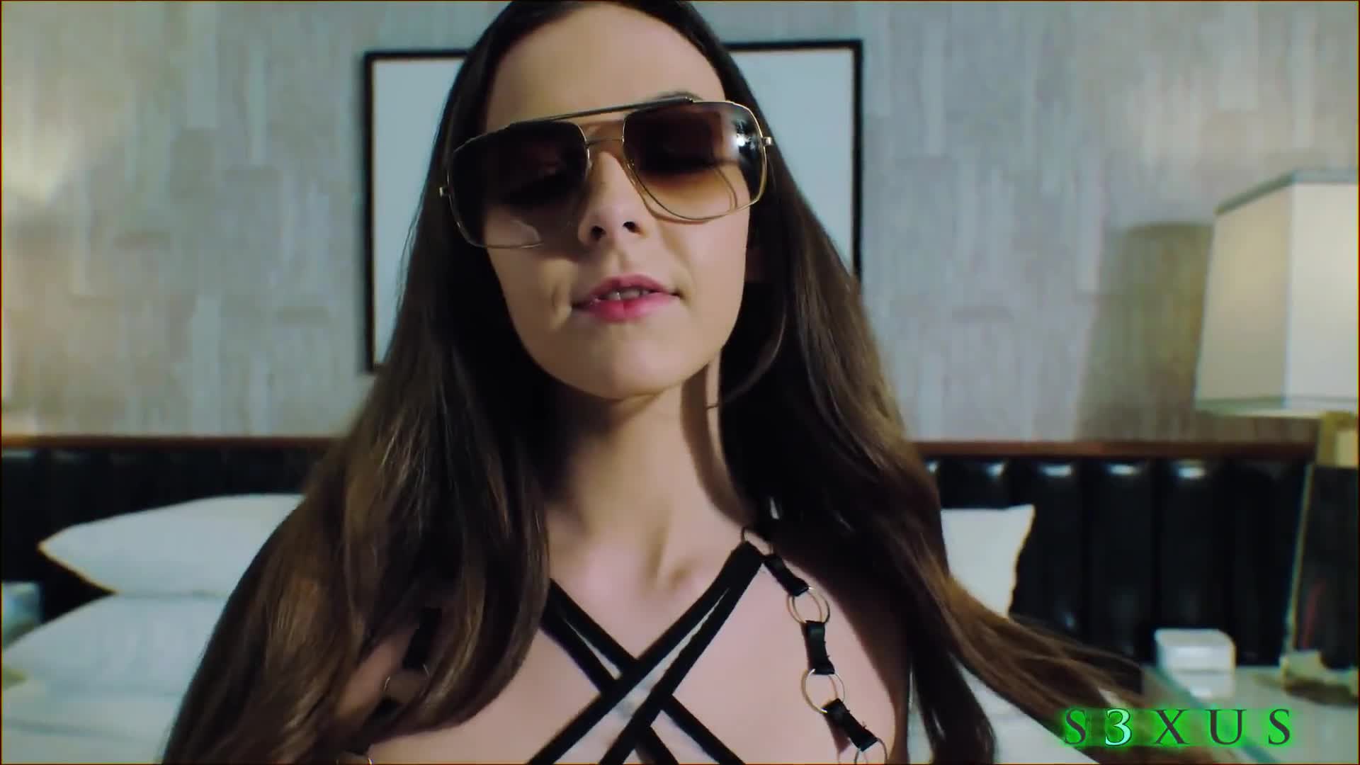 Serena Hills - The Missing Link - ePornhubs