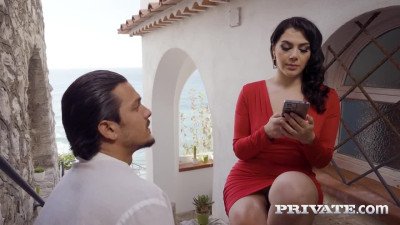 Valentina Nappi - I'm Valentina Nappi, the Woman in Red and I Want Anal Sex