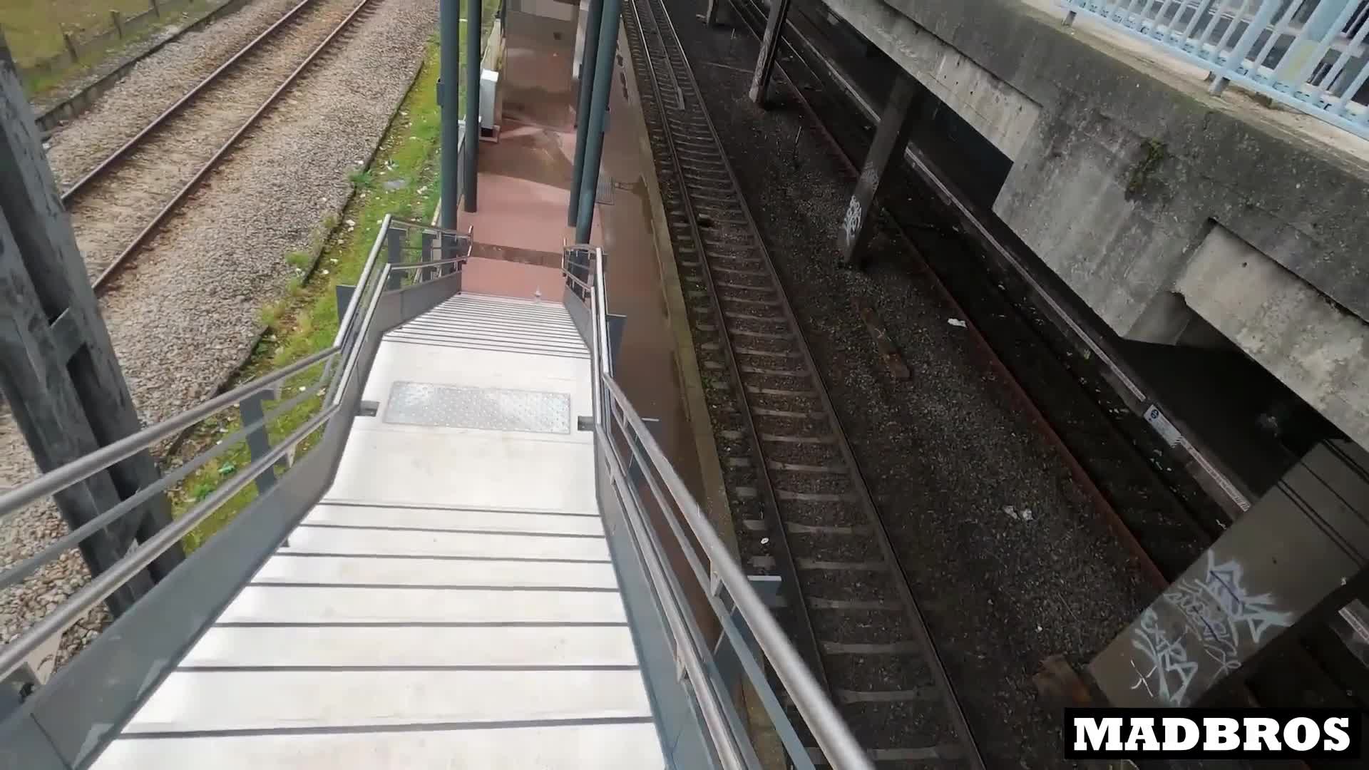 Roma Amor - Cute Chilean Friend Bubble Butt Pounded In A Public Train - ePornhubs