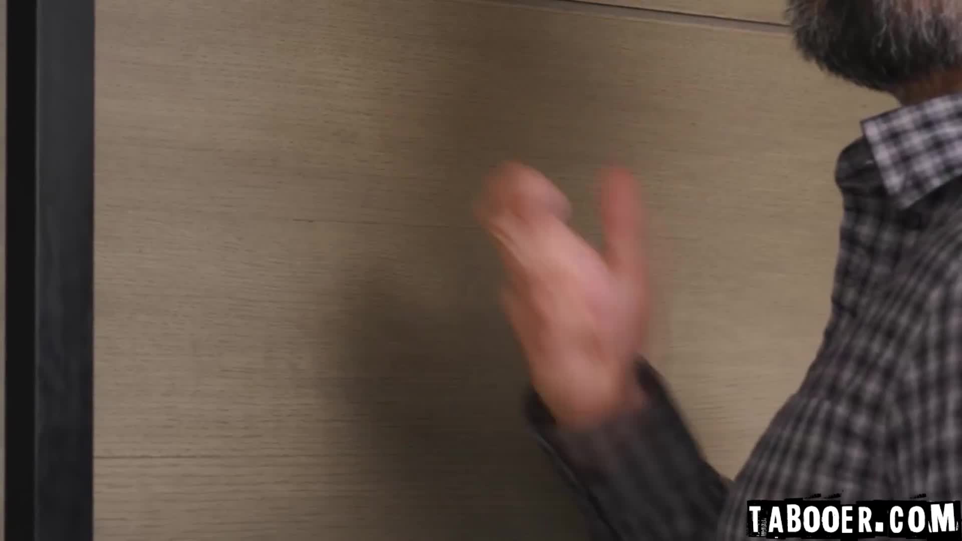 Tommy finally loses his temper - ePornhubs