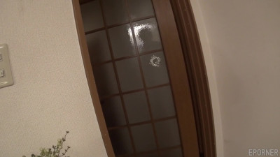 Cute Japanese Babe Gets Creampie