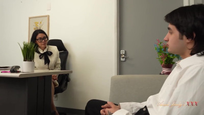 Dana Vespoli - Boss Babe Dana Vespoli is Very Thorough When Interviewing A New Hire