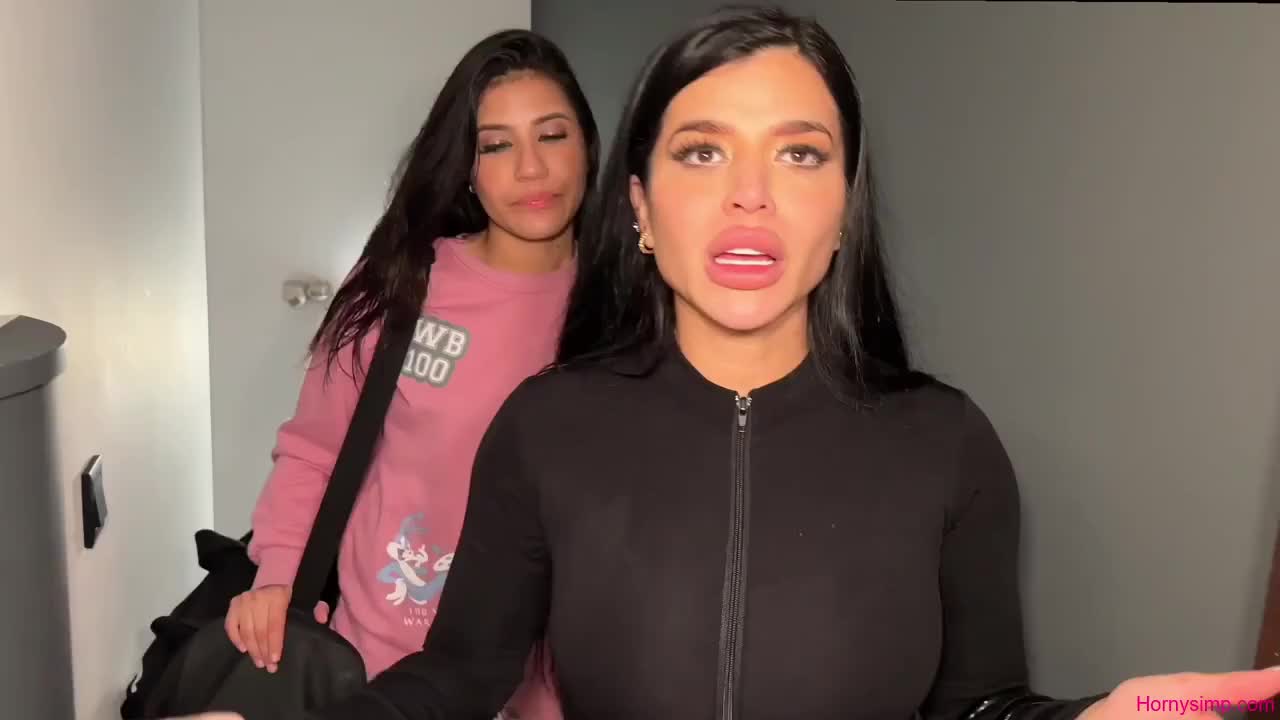 Sara Retali - ANAL Creampie I Catch My Husband Cheating With My Niece - ePornhubs
