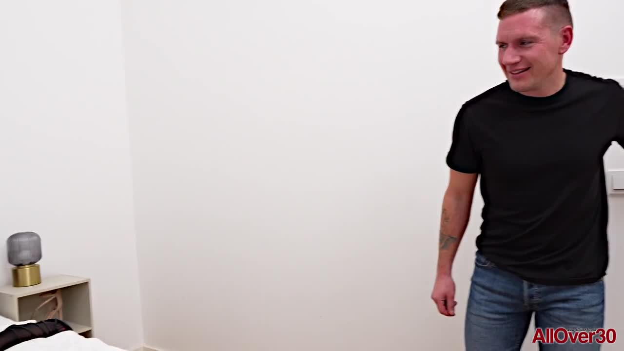 Valentina Love - All Over 30 - ePornhubs