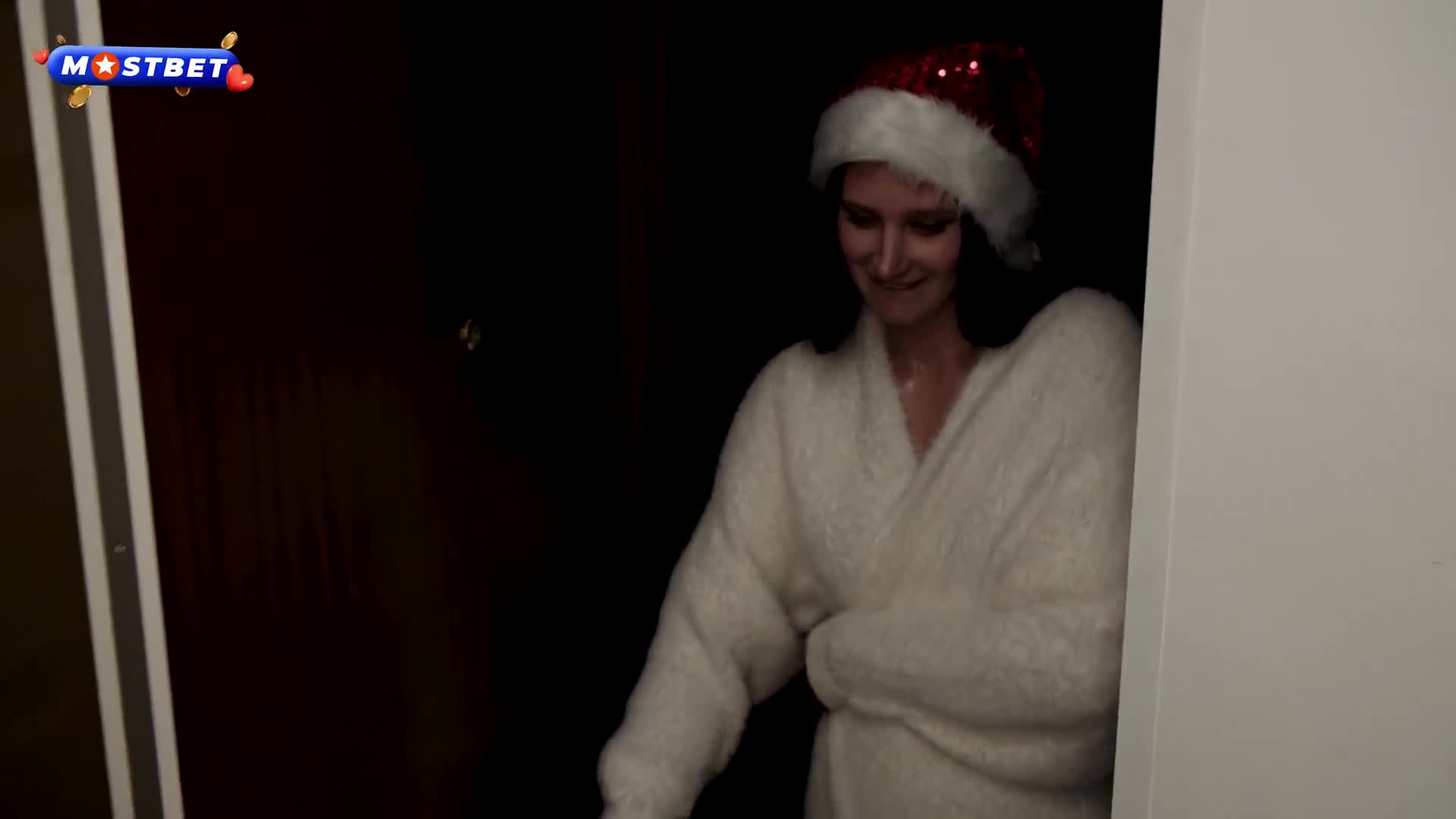 Miss Driada - I Decided to please my Neighbor while his Wife is not Home - ePornhubs