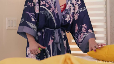 Anna Claire Clouds, Scarlett Alexis - For Their Viewing Pleasure