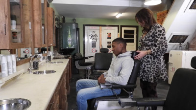 Daphne Laat - Sex in de barbershop