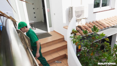 Chloe Lapiedra - Hiding And Fucking With The Landscaper