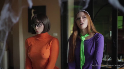 That's Some Clue You Got There Arina & Sweetie Fox