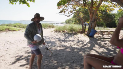Bree Brooks - Buttfucking Beach Babe