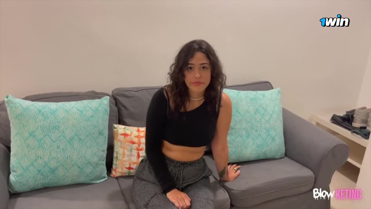 18yo Izamariposa casts her spell with a spellbinding oral pleasure in this audition v - ePornhubs