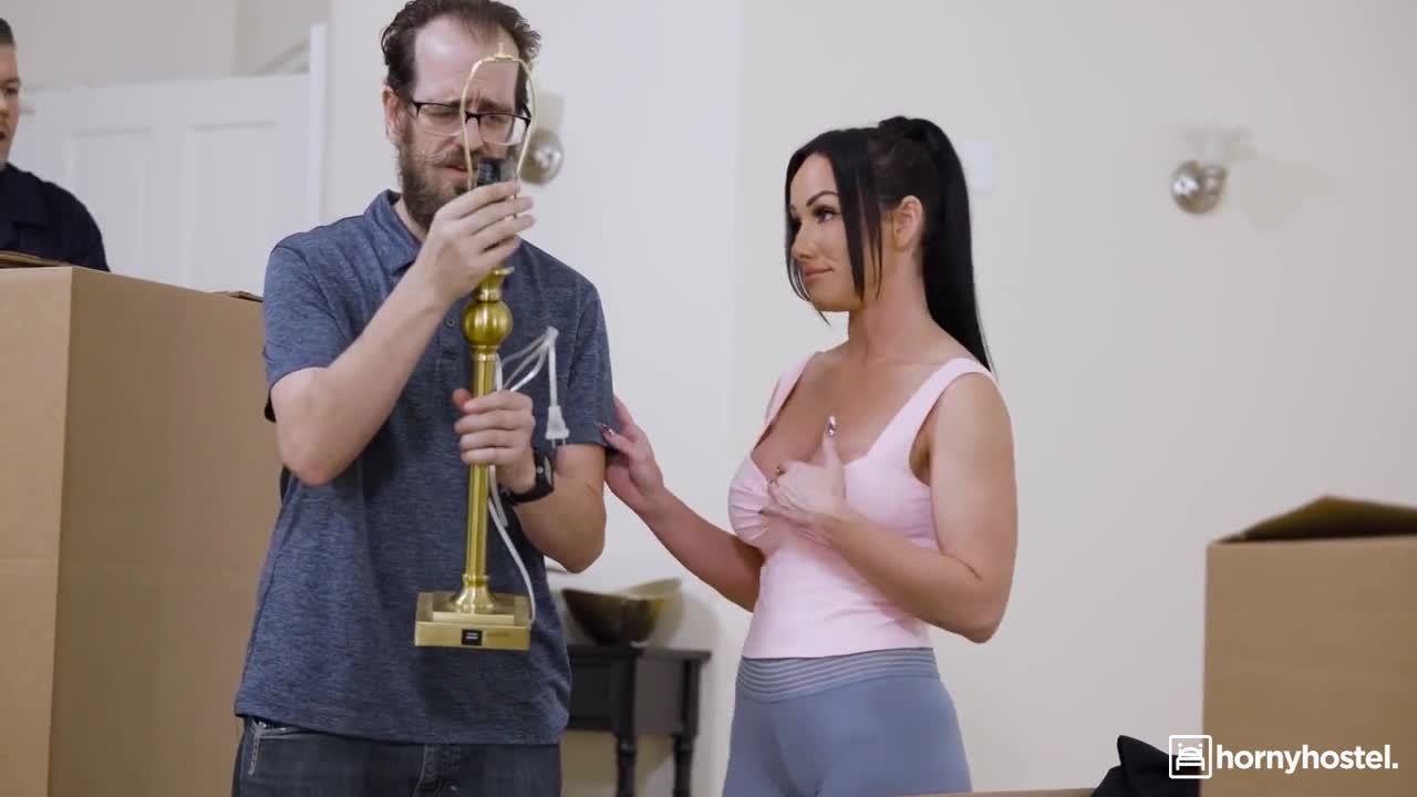 Jennifer White - Boxed And Banged 2 - ePornhubs