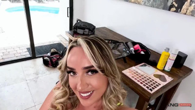 Quincy - Quincy Requests To Get Her Bubble Butt Fucked And Creampied 2