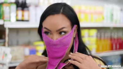 Supermarket Slut