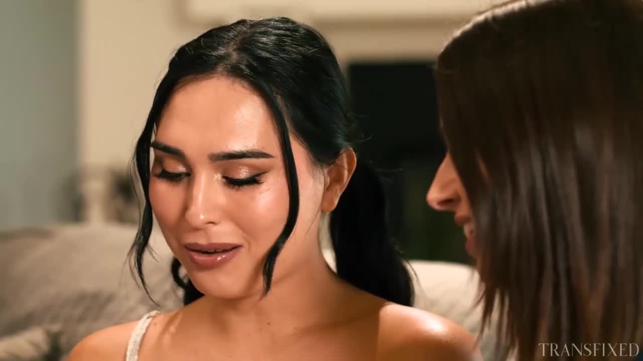 Codi, Chanel Camryn, Ember Fiera - Plugging A Hole In Their Schedule - ePornhubs