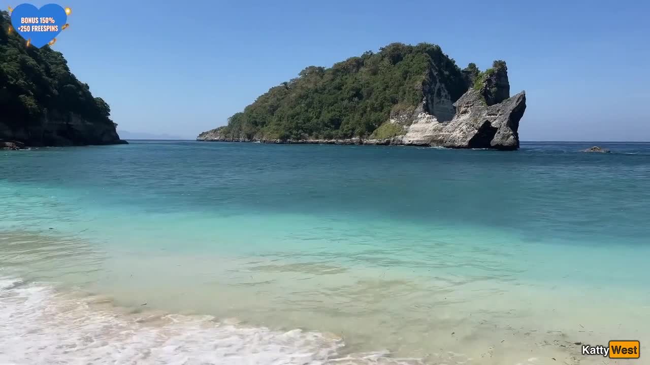 Katty West - Walking with hot cum on my face on a public beach full of people - Cumwa - ePornhubs
