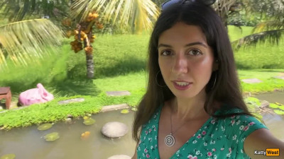 Katty West - Public Cumwalk in Cafe , Eating Pasta Carbonara with Sperm on Face