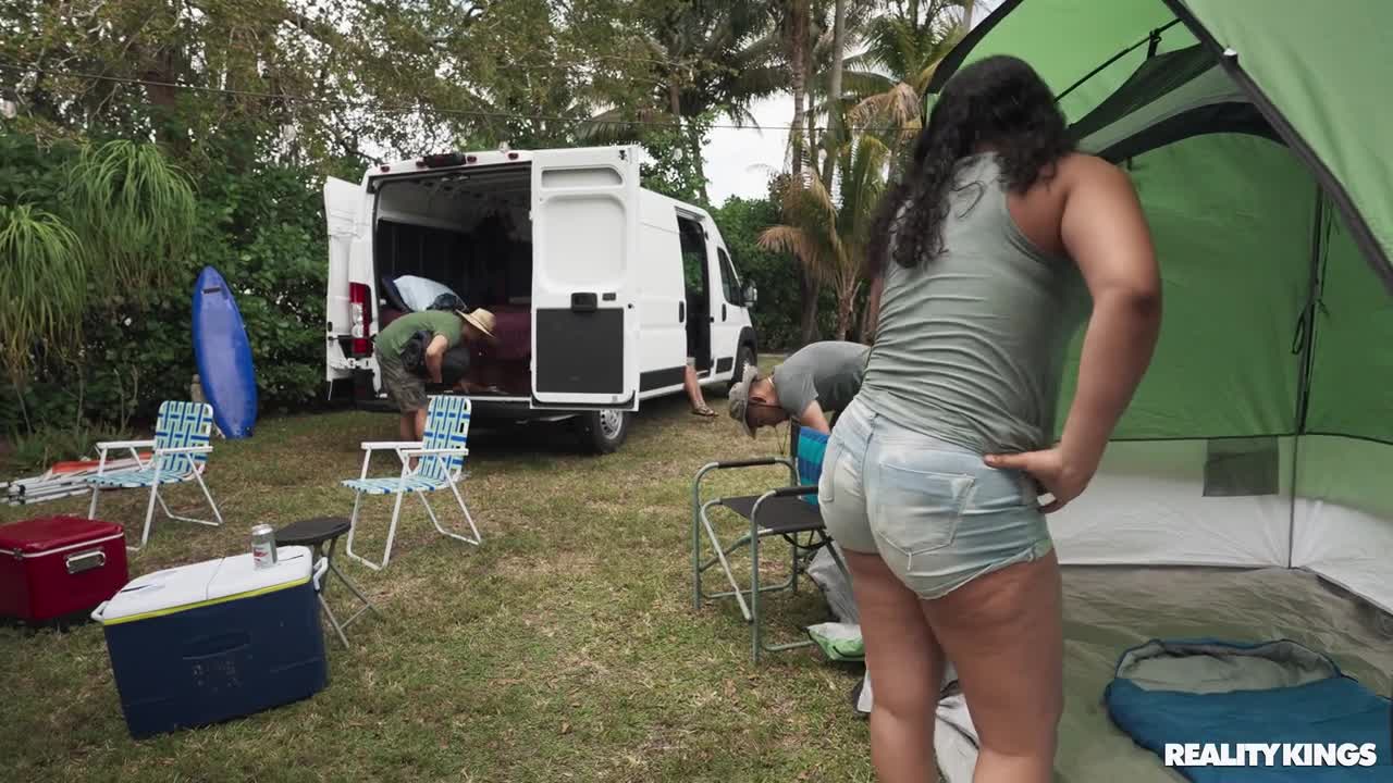 Funsized Megan - Cummy Camp Out - ePornhubs