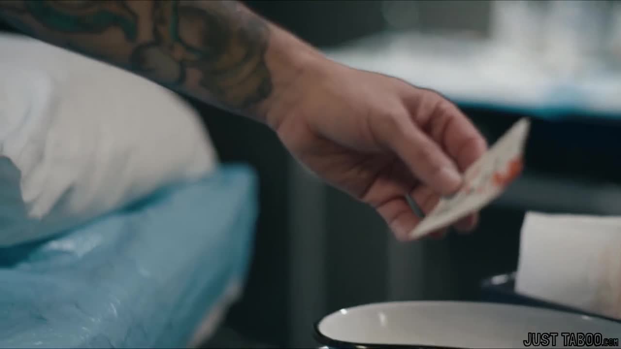 You got what you deserve, young girl! - ePornhubs