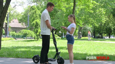 Alexa Flexy - Petite Tourist Gets All Holes Stretched During No Strings DP Threesome