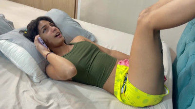 Juliana Palvin - Descubro a Mi Pequeña Hermanastra Hablando Con Su Novio y me La Foll