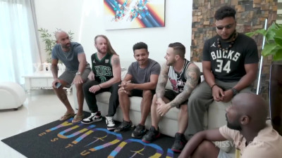 Vivian Lola Lets Five Guys to Smash All Her Holes