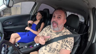 Bibi Mendes estreia seu primeiro pornô dando cú na carona