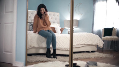 Evelyn Claire and Izzy Lush - Cant Always Get What You Want