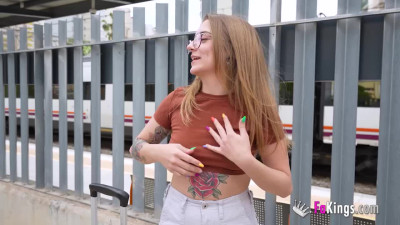 Lorena Lopes - Welcome to Barcelona...Aquí convertimos a las nenitas buenas en ninfos