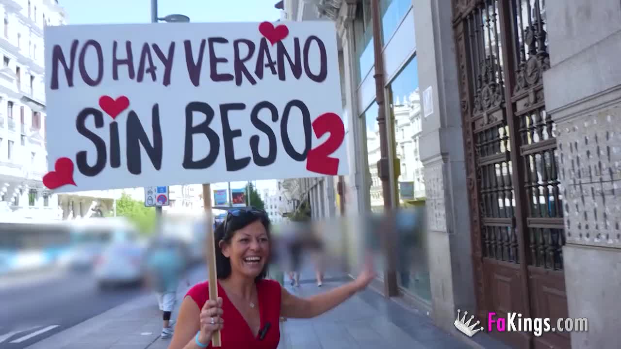 Sandra V - Maduras buscando follar con chicos jóvenes. PIQUITO? Vuelve: Un Beso - ePornhubs