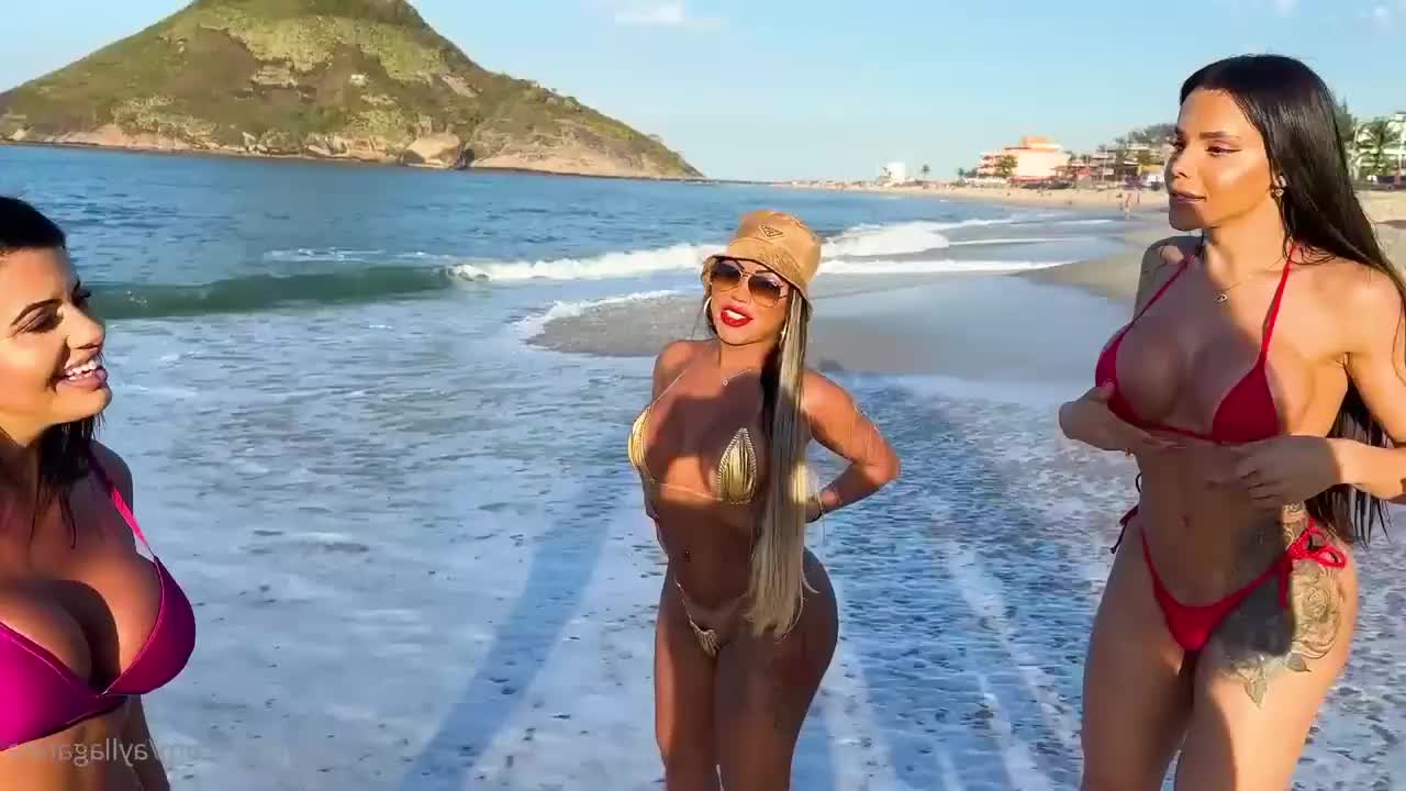 Surround the pussy - ePornhubs