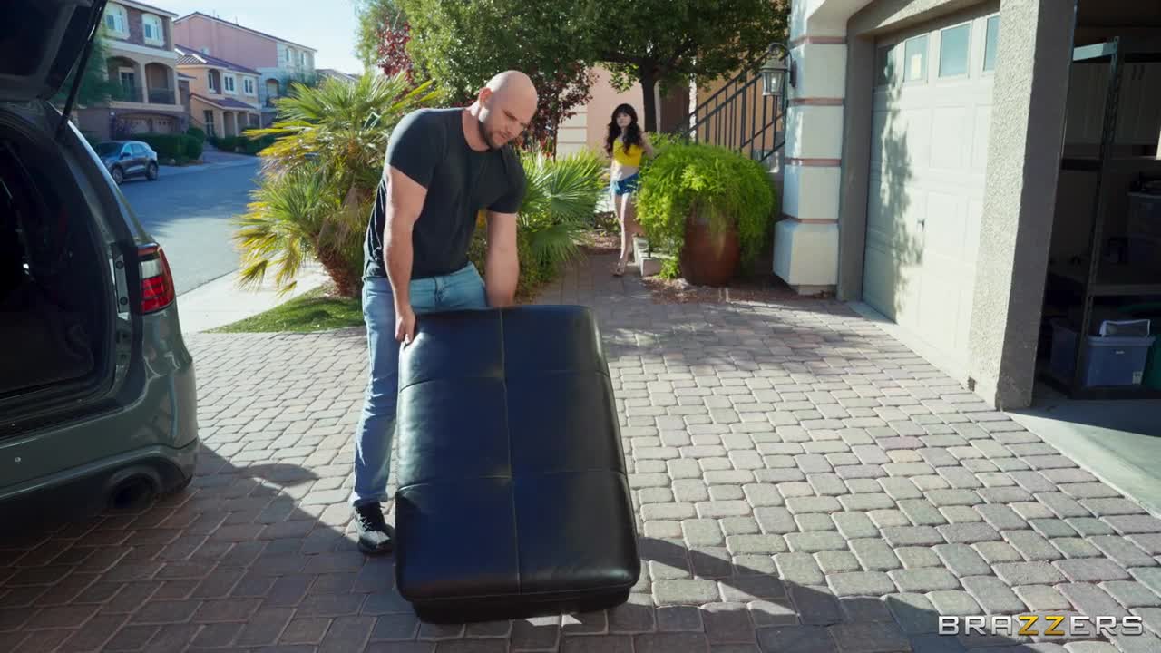 Yhivi - Yhivi Offers Up Her Pussy 2 - ePornhubs