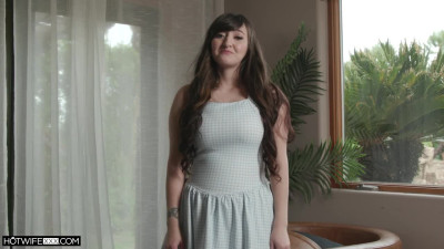 Tifa Quinn - Tifa Quinn Shows Him How She Likes It Inside