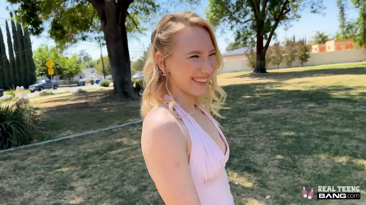 McKenna Lynn - Newbie McKenna Gets Tested Out - ePornhubs