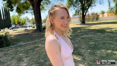McKenna Lynn - Newbie McKenna Gets Tested Out
