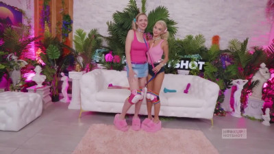 Rebel Rhyder and Emma Rosie - Hookup Hotshot E-Girls 28