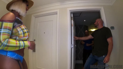 MimiHATESwhiteGuys