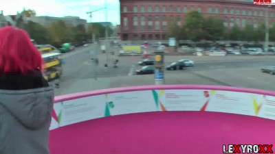 LexyRoxx - Public Extreme- Blowjob mitten auf Berlins Kreuzung