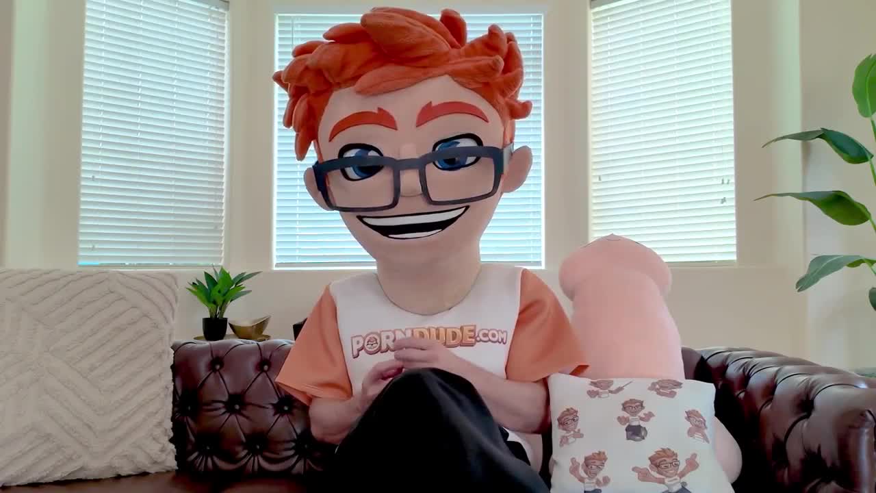 Celestina Blooms - Celestina Blooms Shows Porn Dude What She’s Capable Of - ePornhubs