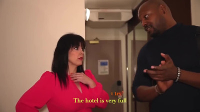 Montrose swinger fucks in a hotel