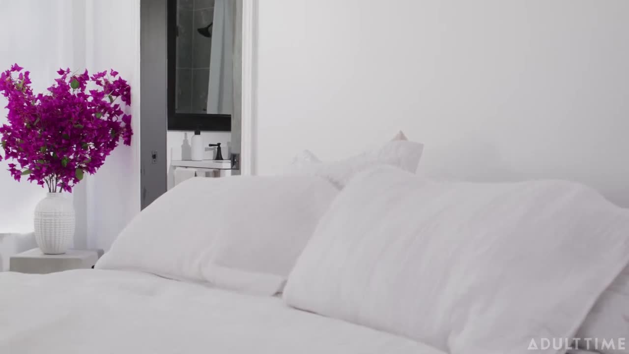 Sophia Locke Kenzie Taylor River Lynn - Couple Seeking Naughty Nanny - ePornhubs