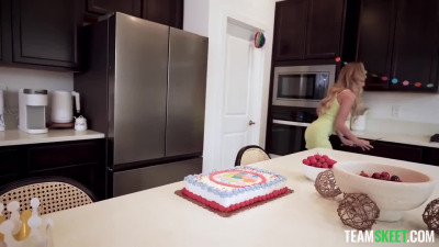 Blake Blossom - Her Boss' Cum Was Sweeter Than Cake!